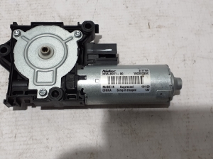 VOLVO XC60 (2017–2026) Schiebedachmotor 10028320C - 3