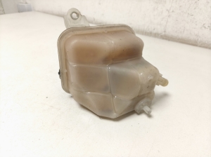 TOYOTA Prius W50 (2015–2020) Coolant reservoir 164A237012 - 2