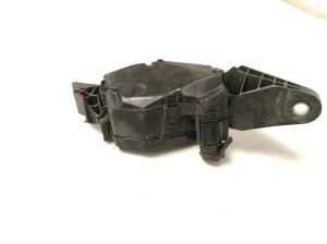 TOYOTA Prius W50 (2015–2020) Kaitsmeplokid 8266047100 - 2