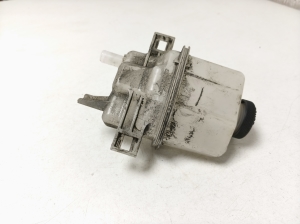 TOYOTA Prius W50 (2015–2020) Coolant reservoir G91H047011 - 2
