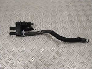 Pompe à eau auxiliaire - LJ938C605BC
