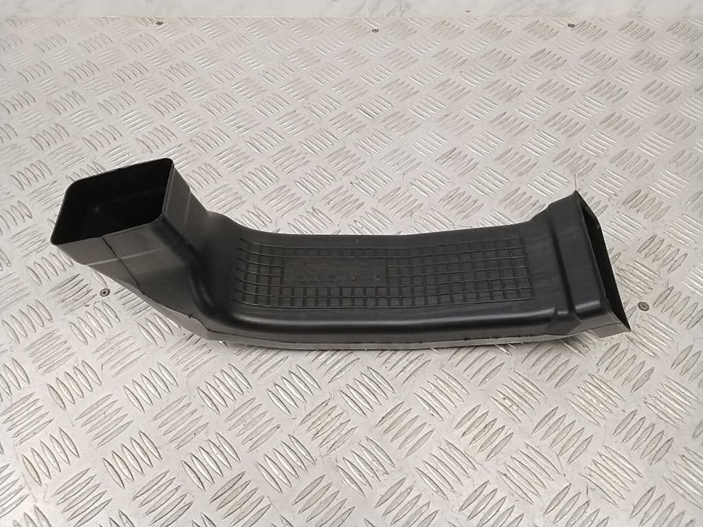 Ford Mustang Mach-E Mach-E (2020–2026) Luftansaugschlauch LJ8B19E890AA Ford Mustang Mach-E Mach-E (2020–2026) Luftansaugschlauch LJ8B19E890AA