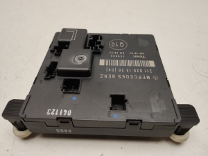 Mercedes Benz E-Class W211 (2002–2009) Rear side door control unit A2118201526 - 2