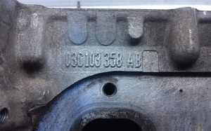 Volkswagen Touran I (2003–2010) Cylinder head 03C103358AB - 2