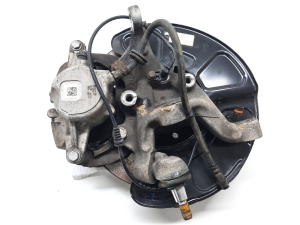 Mercedes Benz E-Class W212 (2009–2015) Front wheel hub and its parts - 2