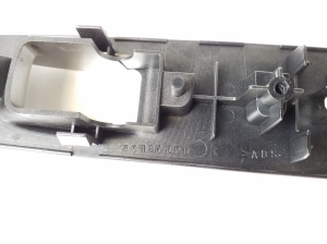 Mitsubishi Pajero IV (2006–2026) Zierleiste Türverkleidung hinten 8619A090 - 4