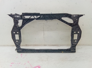 AUDI Q3 8U (2011–2018) Schlossträger und seine Teile (Frontmaske) 8U0805594 - 2