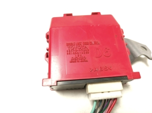 TOYOTA Prius W50 (2015–2020) Relee 8597047040 - 4