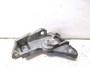 LEXUS RX AGL2 (2015–2022) A/C compressor bracket 668A - 2