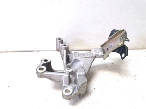 LEXUS RX AGL2 (2015–2022) Engine bracket - 2