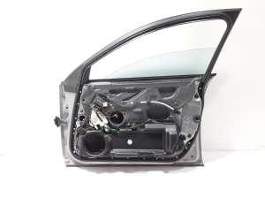 AUDI A6 C6 (2004–2011) Esiuks 4F0831052F - 2