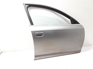   Porte avant  - 4F0831052F 