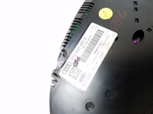 AUDI A4 B8 (2007–2016) Instrument cluster 8K0920980B - 2