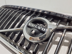 VOLVO XC60 (2017–2026) Grille de calandre avant 31457465 - 2