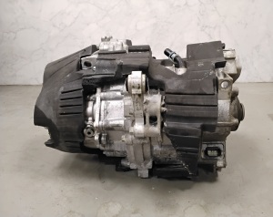   Moteur  - LJ9P7B000AC 
