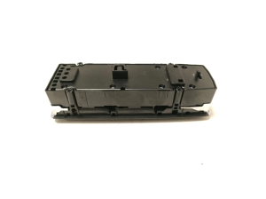 Mercedes Benz C-Class 204 (2007–2014) Front door glass switch A2049055302 - 3