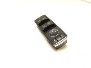 Mercedes Benz C-Class 204 (2007–2014) Front door glass switch A2049055302 - 6