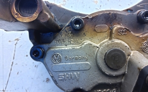 Volkswagen Golf VI (2008–2013) Ölpumpe 113670201 - 2