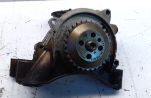 Volkswagen Golf VI (2008–2013) Ölpumpe 113670201 - 3