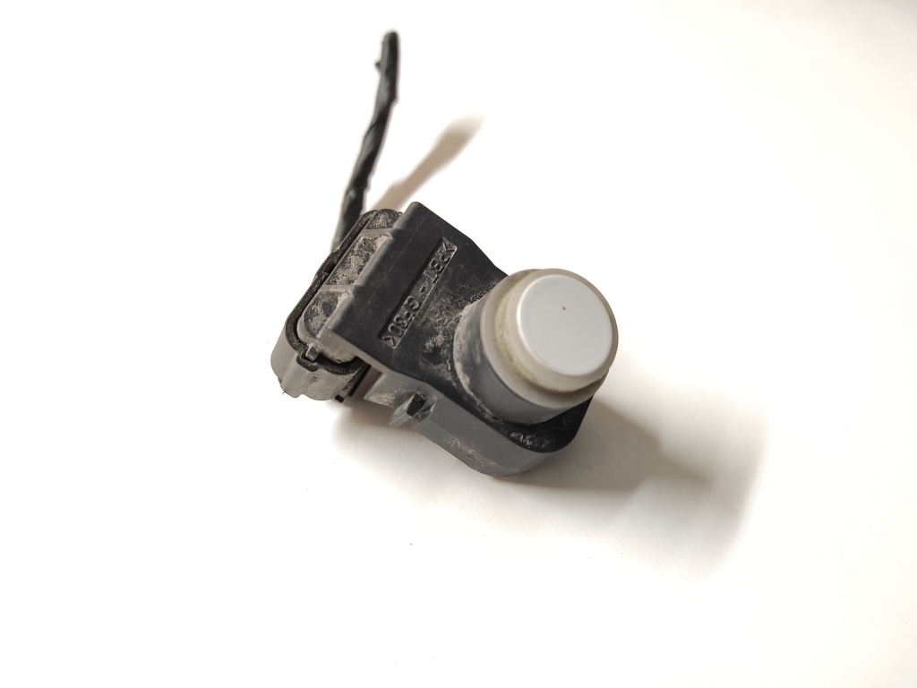 Kia Sportage (2016–2021) PDC-Sensor vorne 95720-H8000