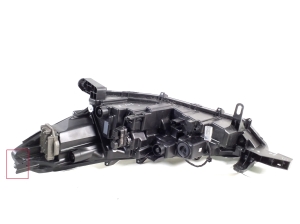 TOYOTA Corolla Cross I (2022–2026) Headlight - 4