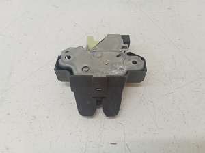 Trunk lid lock - 109230800E