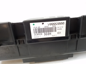Volkswagen Passat B6 (2005–2010) Instrument cluster 3C0920960N - 2