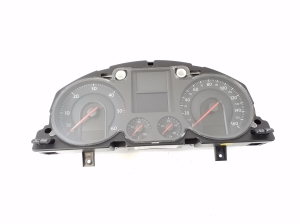 Kombiinstrument - 3C0920960N
