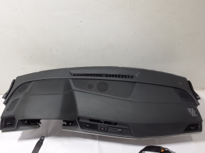 AUDI Q5 (2017–2026) Armaturenbrett 80B857001D - 4