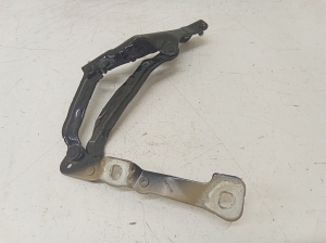 Tesla Model 3 3 (2016–2024) Trunk lid hinge 109282000E - 2