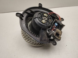   Heizungsgebläsemotor  - A2118300408 