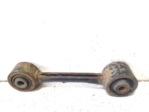 Rear axle link