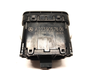 Mercedes Benz EQE V295 (2022–2026) Stāvbremzes slēdzis A2239057606 - 3