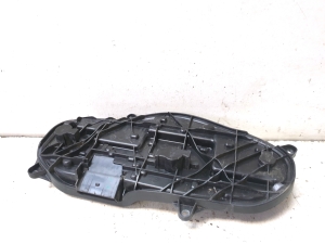 Volkswagen Caravelle (2015–2026) Rear corner tail light bulb holder 20172202 - 4