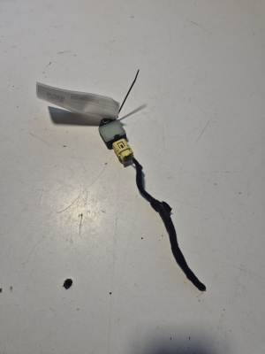 FIAT Panda (2012–2026) Hood impact sensor D219 - 3