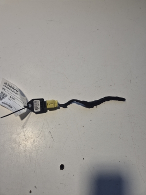   Hood impact sensor  - D219 