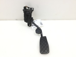 Accelerator pedal - 8E2721523J
