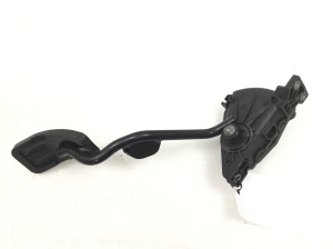 AUDI A4 B6 (2000–2005) Gaspedal 8E2721523J - 3