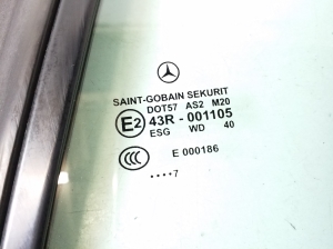 Mercedes Benz SLK-Class 171 (2004–2011) Seitenscheibe hinten (Karosserie) A1717350100 - 2