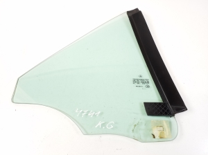 Mercedes Benz SLK-Class 171 (2004–2011) Seitenscheibe hinten (Karosserie) A1717350100 - 3