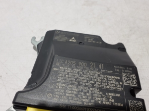 Mercedes Benz C-Class 205 (2014–2021) Airbag module A2059002141 - 4