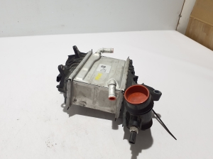 VOLVO XC60 (2017–2026) Vahejahuti radiaator 8641466 - 4