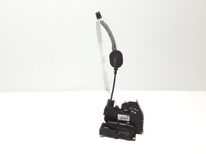 Serrure de porte arrière latérale - 825034171R
