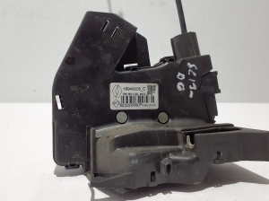RENAULT Scenic (2016–2026) Rear side door lock 825025690R - 3