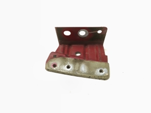 Halter Kotflügel vorne - F3181BR0MA