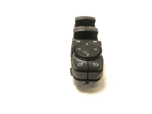 Opel Insignia (2017–2026) Front door glass switch 84211874 - 7