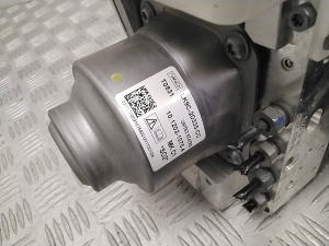 Ford Mustang Mach-E Mach-E (2020–2026) ABS plokk LK9C2D335CC - 2
