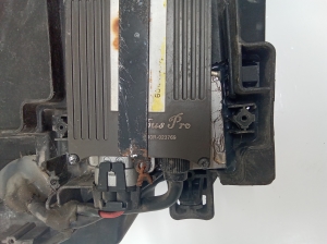 VOLVO XC70 (2007–2016) Headlight 31214348 - 4