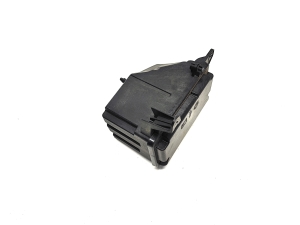 Mercedes Benz EQE V295 (2022–2026) Kaitsmeplokid A2975451100 - 4