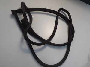 MG, MG 5 I (2020–2026) Front door rubber seal 10243659 - 2